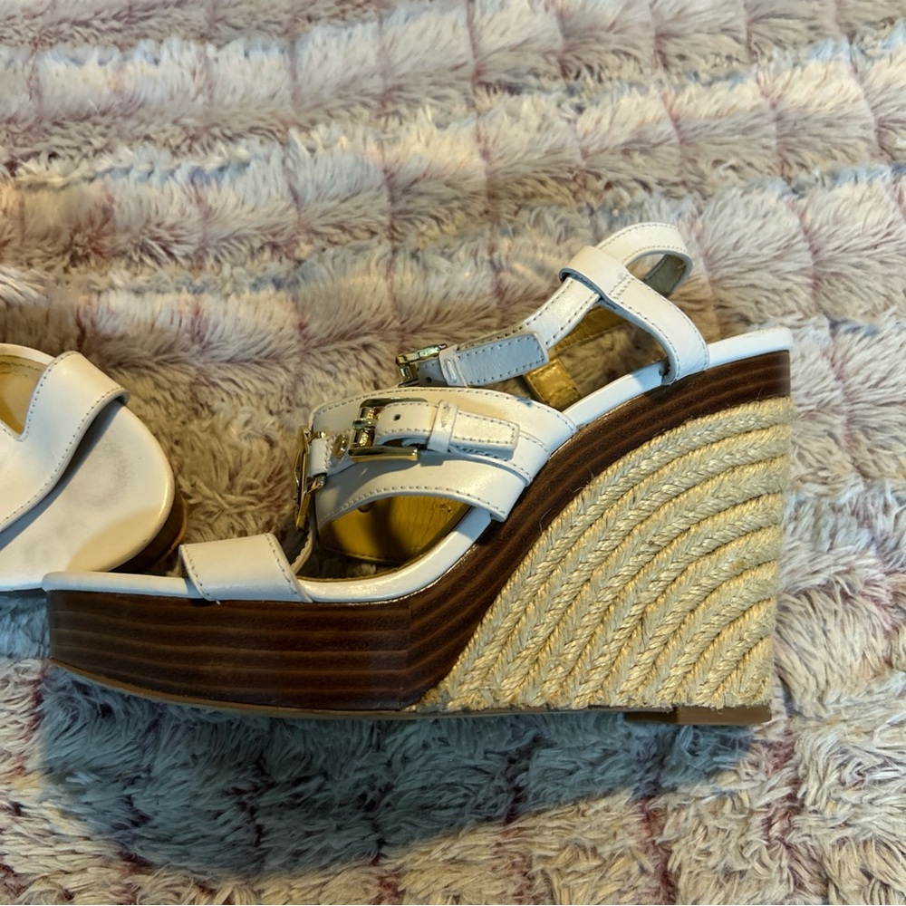 Michael Kors platform Sandals size 8 used at a store as sample shoe - Picture 7 of 9